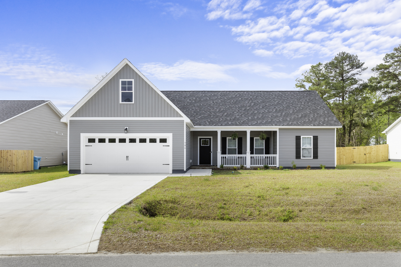 306 East Theriault Court